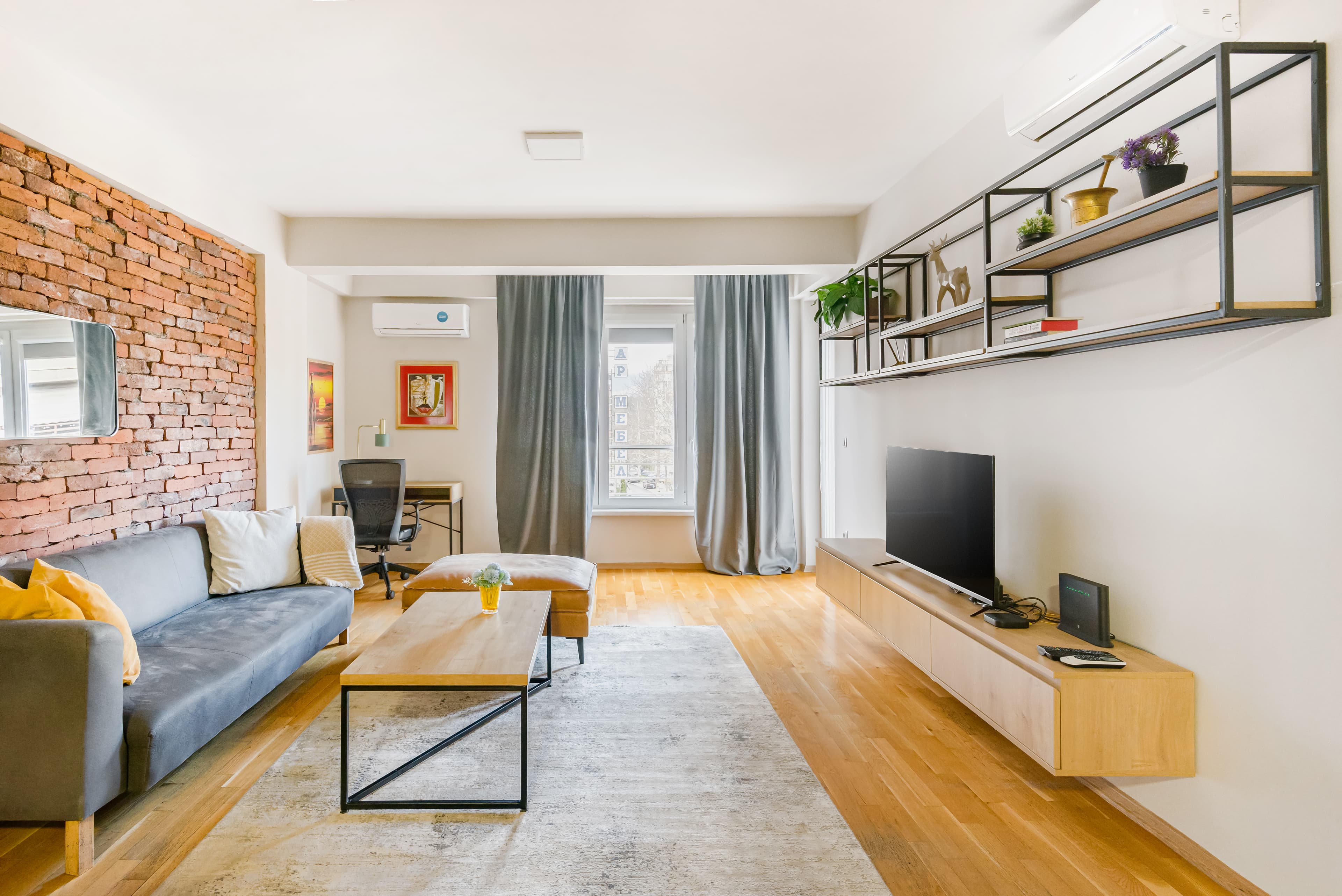 Parkside Apt.2 interior photo 20 of 21