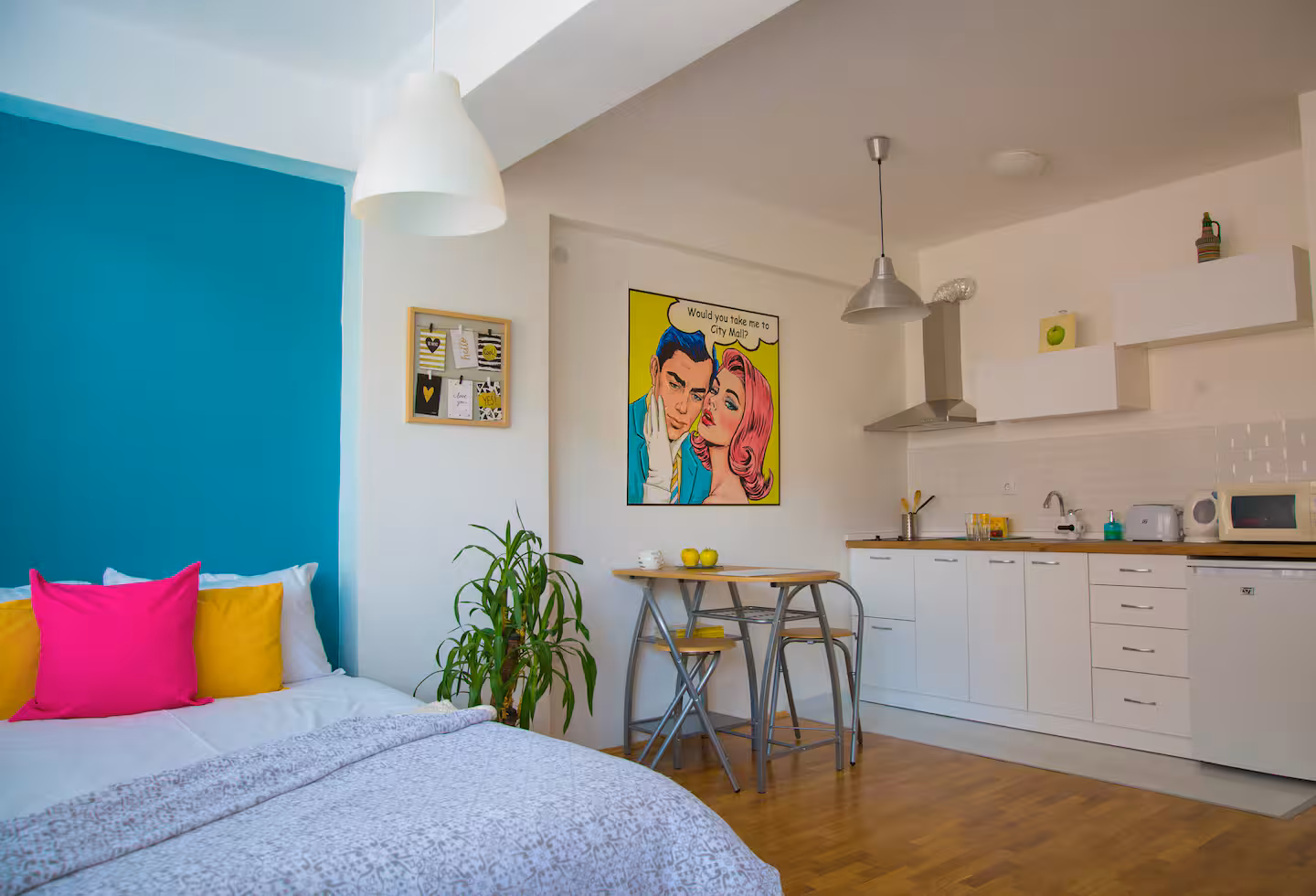 Pop Art Apartment interior photo 22 of 35