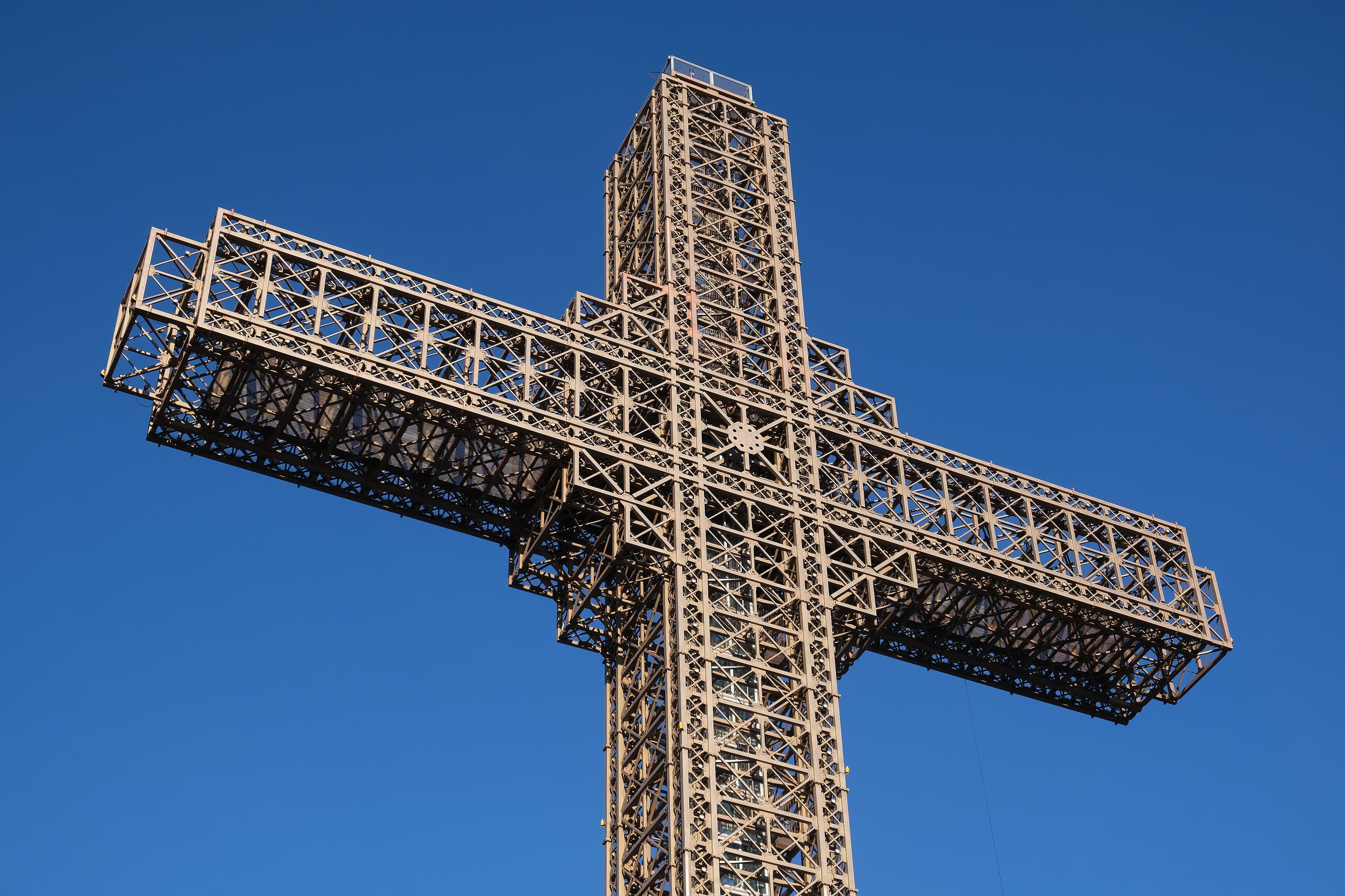 Mount Vodno & the Millennium Cross, Mountain viewpoint, 20 min south